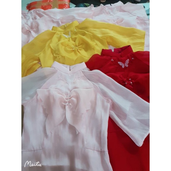 Áo dài tiểu thư tơ 4 tà hoạ tiết bướm đính kết thủ công mềm mịn sang choảnh kết hợp quần lụa giá sát sỉ