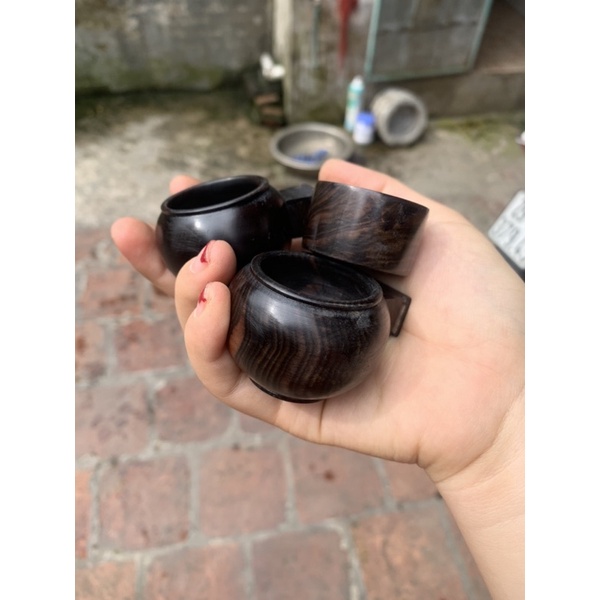 Cóng ăn cho chim mào