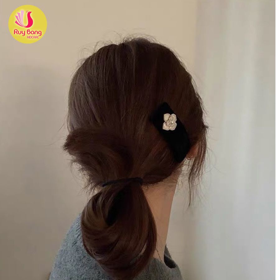 Charm đá hoa cha.nel dùng làm nơ kẹp, bờm...