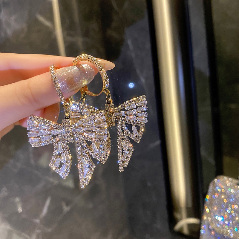 Bông Tai Dài Hình Nơ Đính Đá Lấp Lánh Sang Trọng Phong Cách Hàn Quốc Dành Cho Nữ