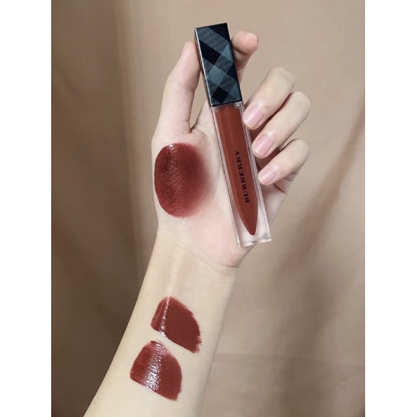 Son Kem Burberry Kisses Lip Lacquer 45 Dark Ruset