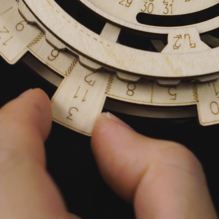 Mô Hình Gỗ 3D Lắp Ráp ROBOTIME Lịch Vạn Niên Perpetual Calendar LK201