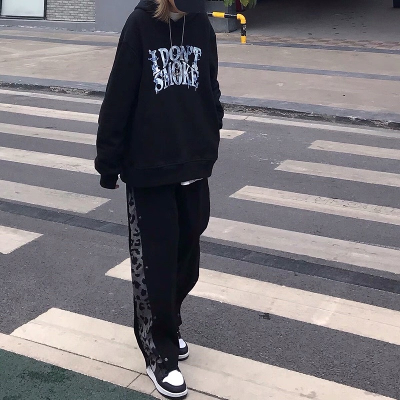 Áo hoodie màu đen ORDERTAOBAO
