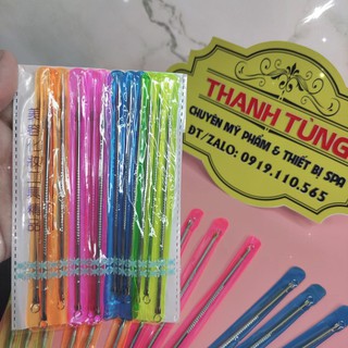 Que nặn mụn Vỉ nặn mụn 12 cây