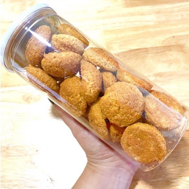 LON 300g BÁNH SỮA DỪA GIÒN