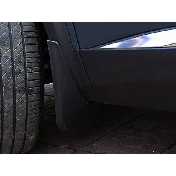 Bộ 4 Chắn Bùn Nhựa Dẻo Xe Cruze đời 2009 đến 2020 kèm ốc vít  lắp vừa form xe, lắp đặt dễ dàng tại nhà