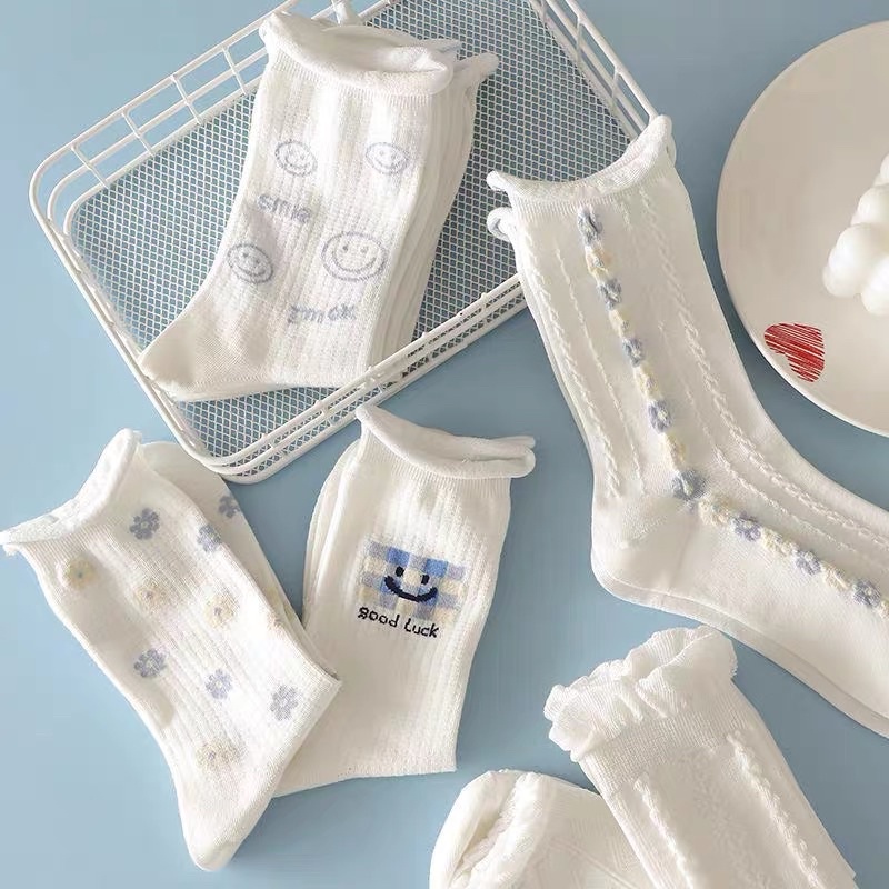 Tất, Vớ nam nữ cotton hoạ tiết đáng yêu cao cổ phong cách Hàn Quốc