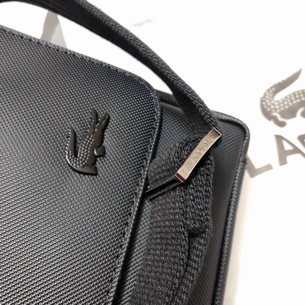 Túi nam Lacoste nắp gập, da đẹp | BigBuy360 - bigbuy360.vn