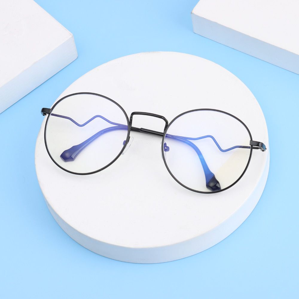 Kính cận gọng tròn thiết kế độc đáo thời trang cho nam và nữ