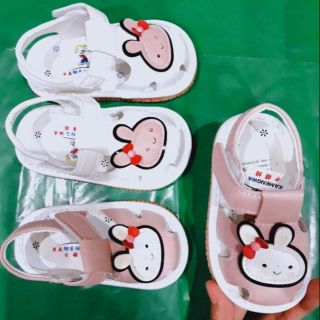 Giày tập đi cho bé mẫu thỏ có còi