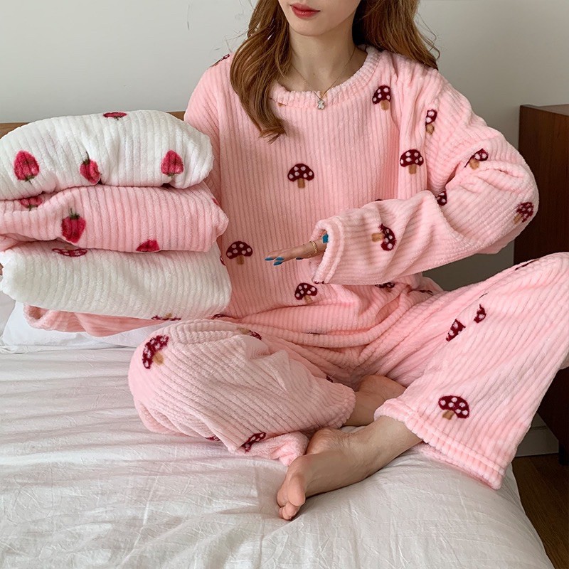 Set bộ đồ ngủ mặc nhà  pajama cây nấm, chất liệu nhung dày ấm áp mặc mùa đông. Hàng đặt trước có hàng sau 7-15 ngày