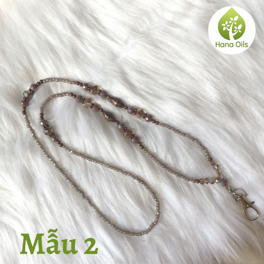 Dây đeo thẻ - phụ kiện cao cấp dành cho các nàng công sở