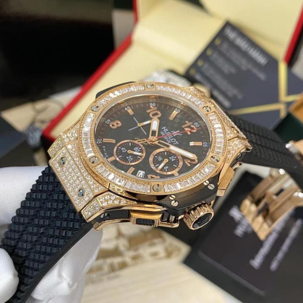 Đồng hồ nam Hublot mặt tròn size 42 đính đá cao cấp dây cao su chống nước DH605