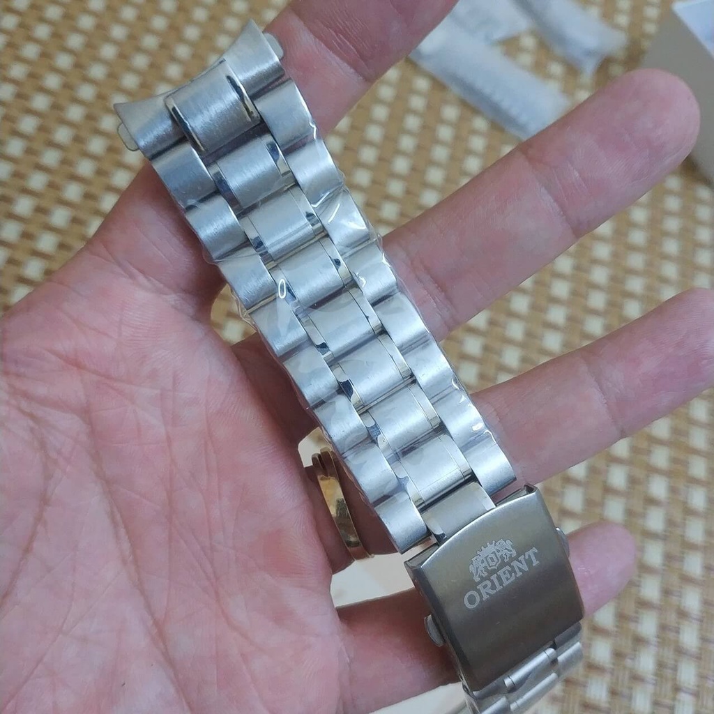 Dây Đồng Hồ Kim Loại Orient Khóa Bấm Đầu Tai Ôm