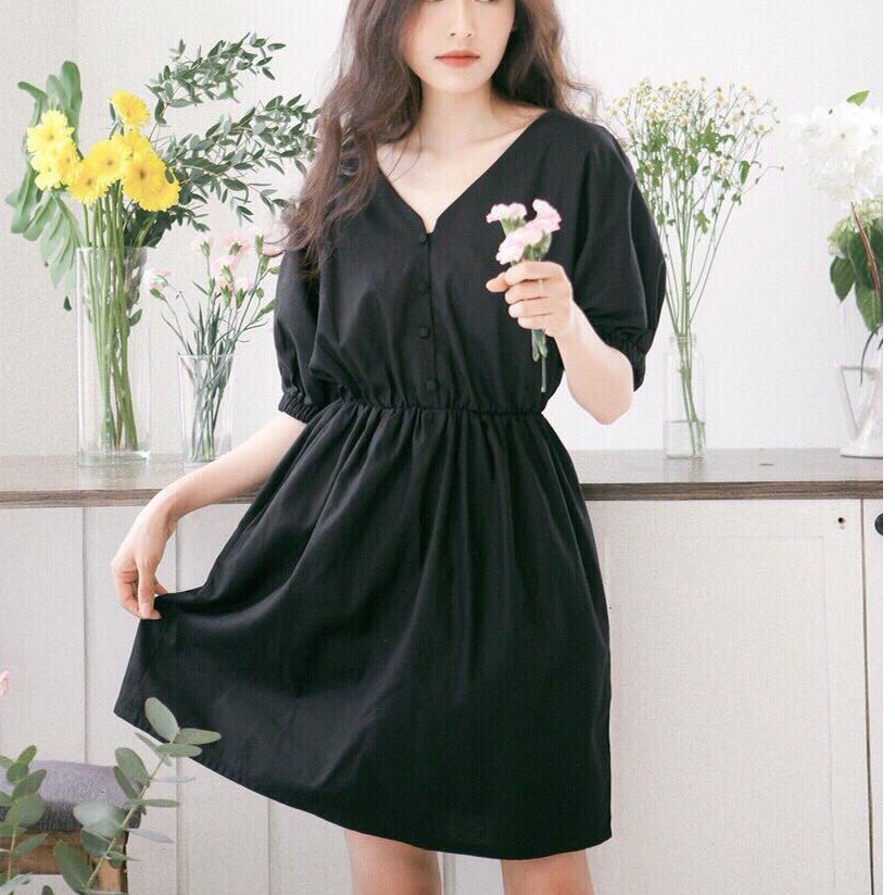 (kèm hình thật) Milin Dress - Váy đen bọc nút đơn giản - D396