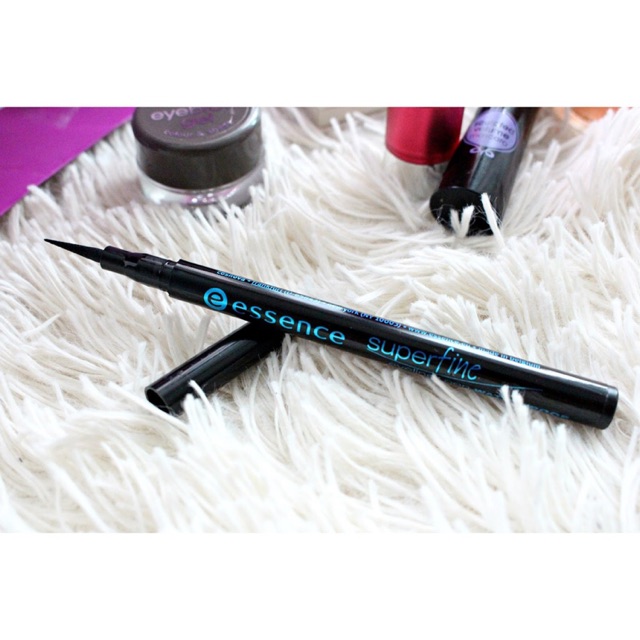 Kẻ mắt nước Essence Superfine | BigBuy360 - bigbuy360.vn