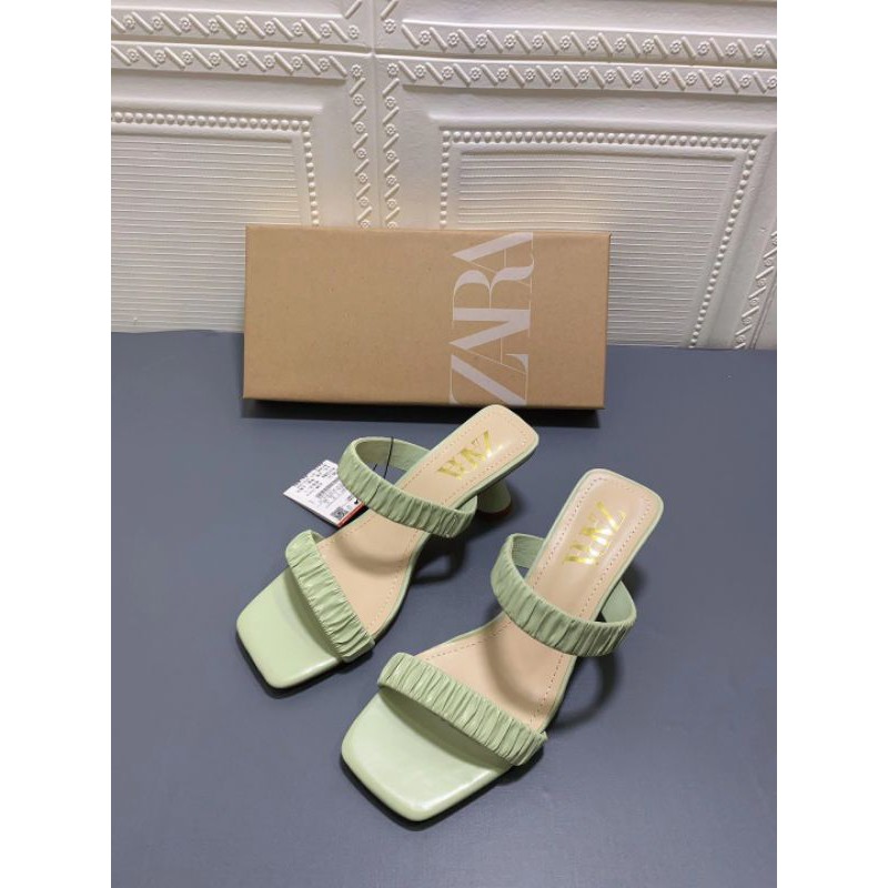 Dép z.a.r.a. xanh nõn