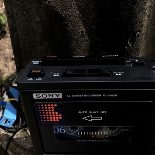 Máy Cassette Sony