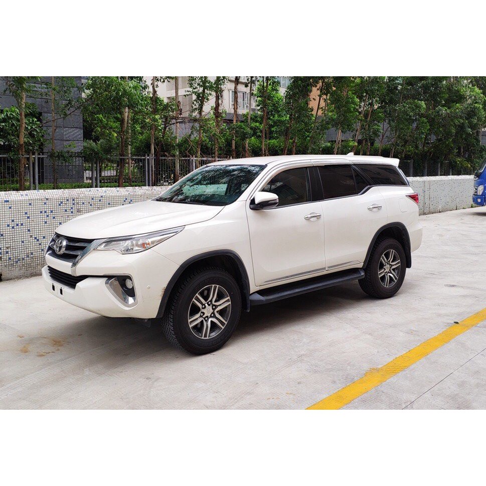 Vè che mưa mạ crom xe Toyota Fortuner 2017- 2021- 6 chi tiết- Hàng Hàn Quốc