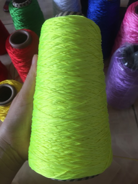 Cuộn dây dù tết vòng màu xanh neon