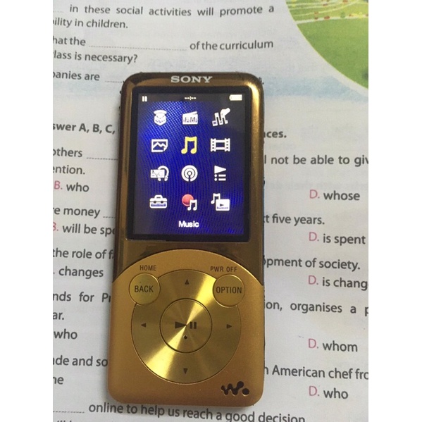 Máy nghe nhạc sony walkman s756 32g