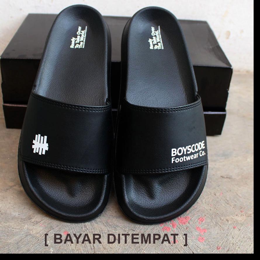 (Chỉ 12.12!! Dép Quai Ngang In Họa Tiết Mã Vạch Cá Tính Cho Nam Dép Xỏ Ngón Full Black / Trượt Nguyên Bản P