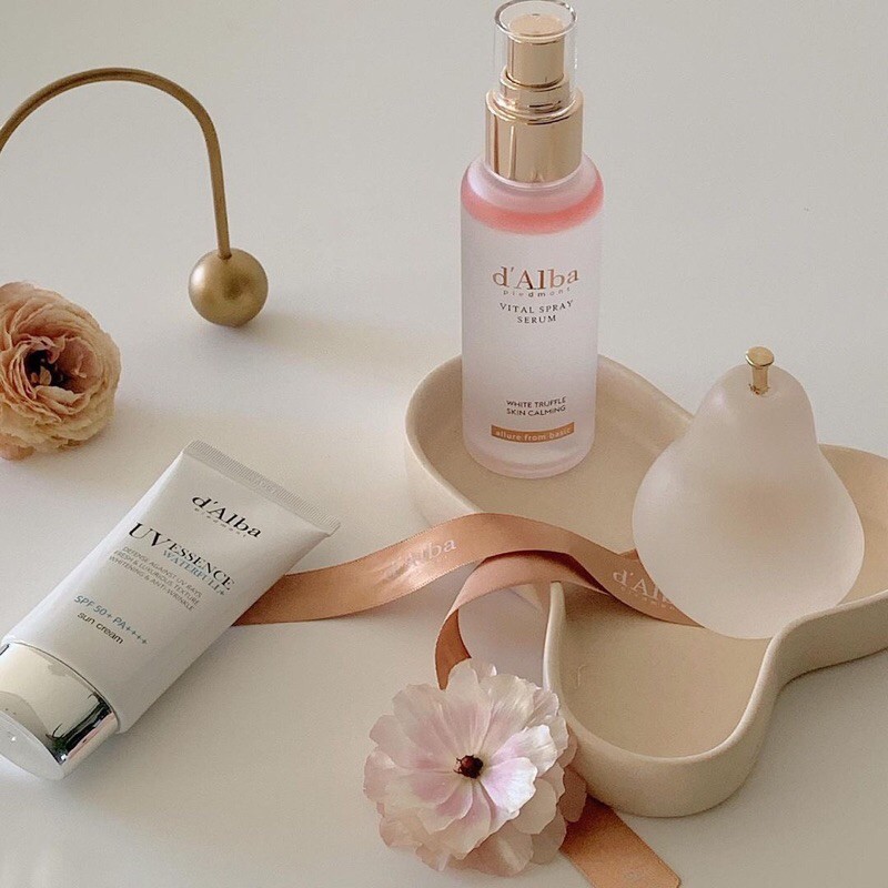 Serum dạng xịt cấp ẩm và dưỡng trắng da D’alba | BigBuy360 - bigbuy360.vn