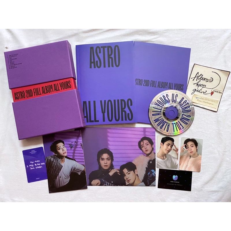 Astro album all yours đã khui seal, full đồ như hình.