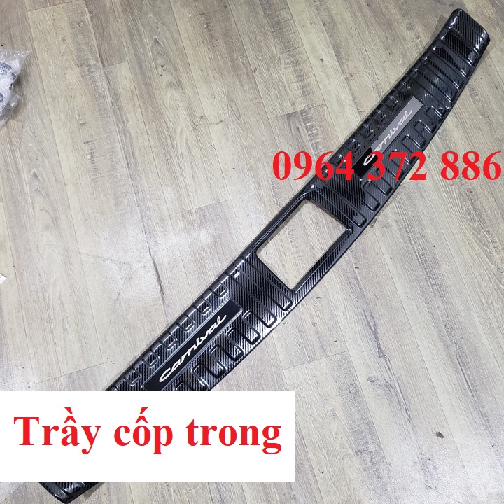 Ốp bậc cửa, nẹp bước chân, ốp bậc cốp, chống trầy cốp carbon xe Kia Carnival 2021- 2022-2023-2024 vân cacbon cao cấp