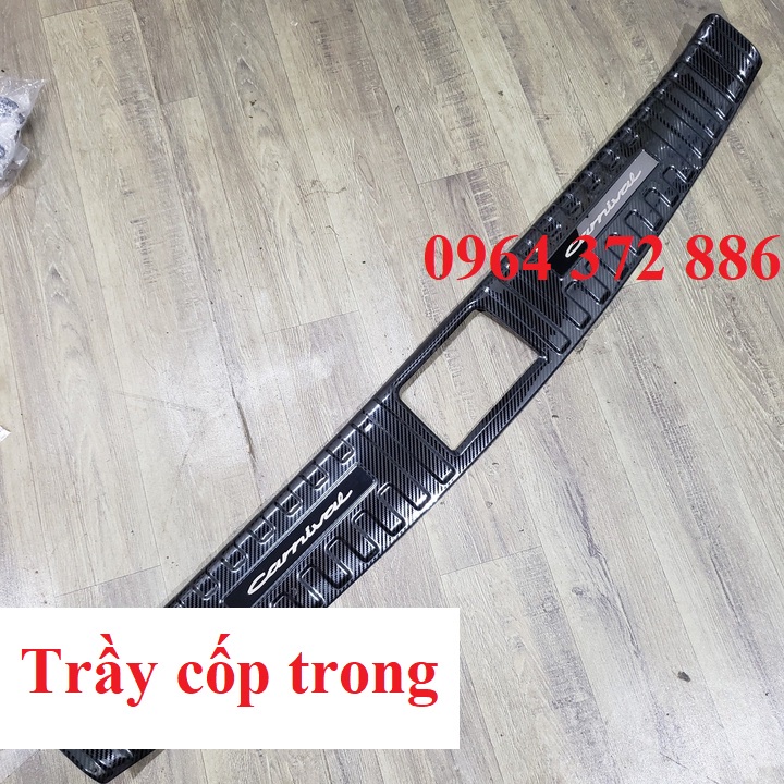 Ốp bậc cửa, nẹp bước chân, ốp bậc cốp, chống trầy cốp carbon xe Kia Carnival 2021- 2022 vân cacbon cao cấp