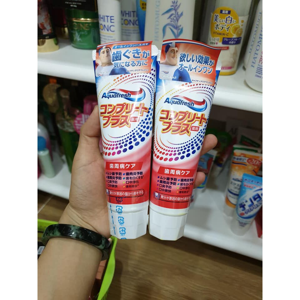 Kem đánh răng Aquafresh trắng răng