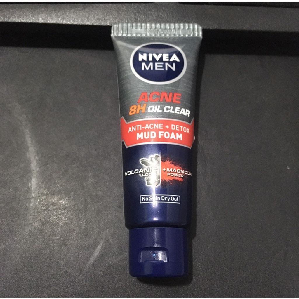 Sữa rửa mặt nam Nivea Men kiểm soát nhờn &amp; mụn- Hàng tặng tuýp 18g