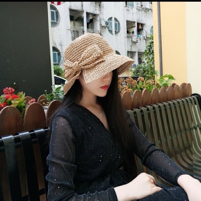 Nón cói khuyết đính nơ