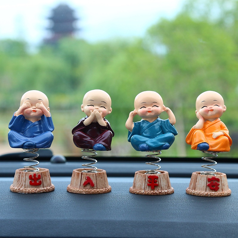 Chú tiểu tứ đại giai không đế lò xo gắn ô tô, đặt bàn làm việc, tiểu cảnh trang trí nhà cửa- Go Home