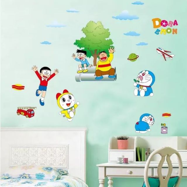 Dán tường phòng ngủ tường doremon