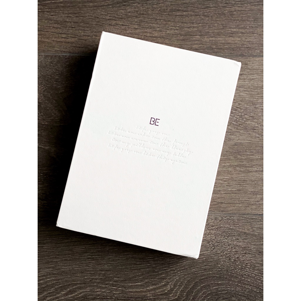 Ảnh thần tượng Be màu trắng của BTS