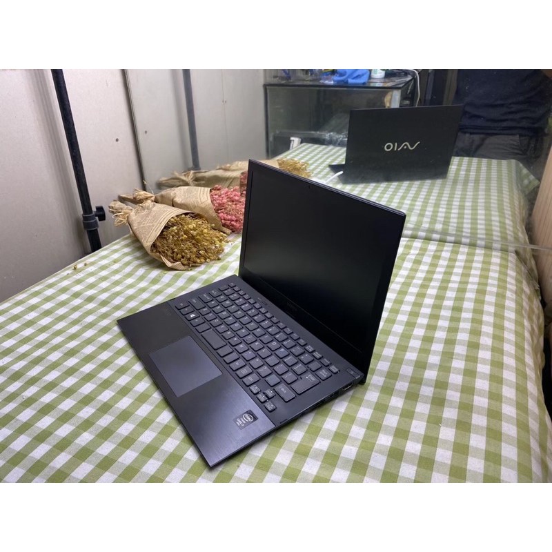 Laptop cao cấp Sony Vaio VJP111 Core i5-4200U, 4gb Ram, 128gb SSD, 11.6 inch Full HD IPS vỏ nhôm siêu mỏng nhẹ
