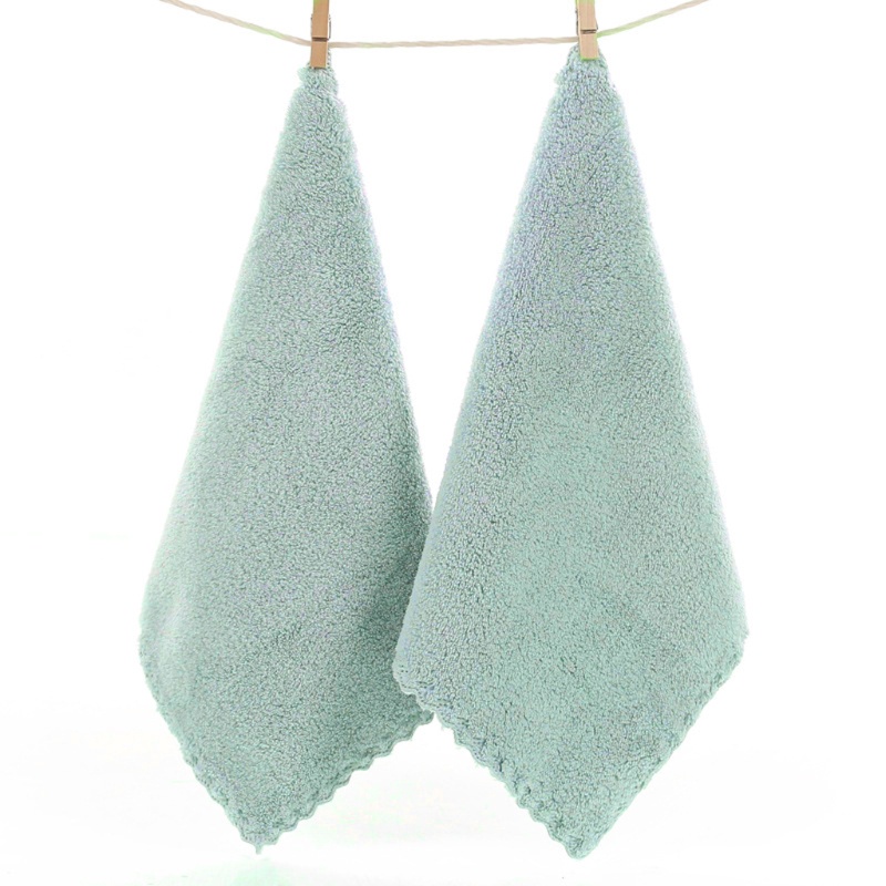 Khăn Lau Mặt Mềm Mại Màu Trơn Treo Tường Cho Bé