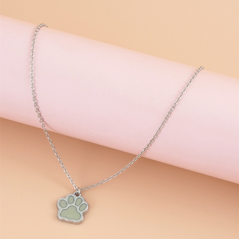 Vòng cổ Mặt Hình Dấu Chân Chó Phát Sáng Dễ Thương