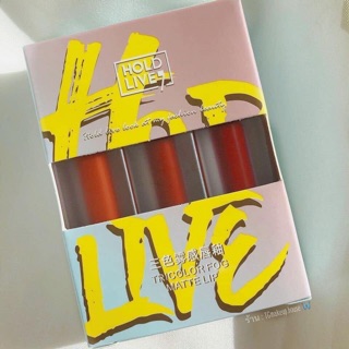 Son hold live