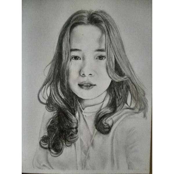 Tranh chân dung chì vẽ theo yêu cầu