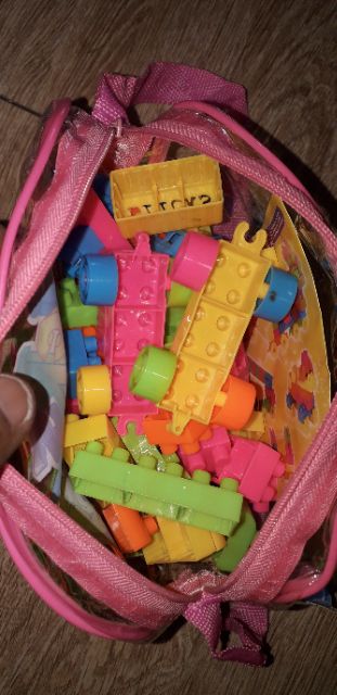 Giỏ lắp ráp Mô hình đa năng Bricks EN71_634 có nhiều chi tiết bằng nhựa ABS rất đẹp
