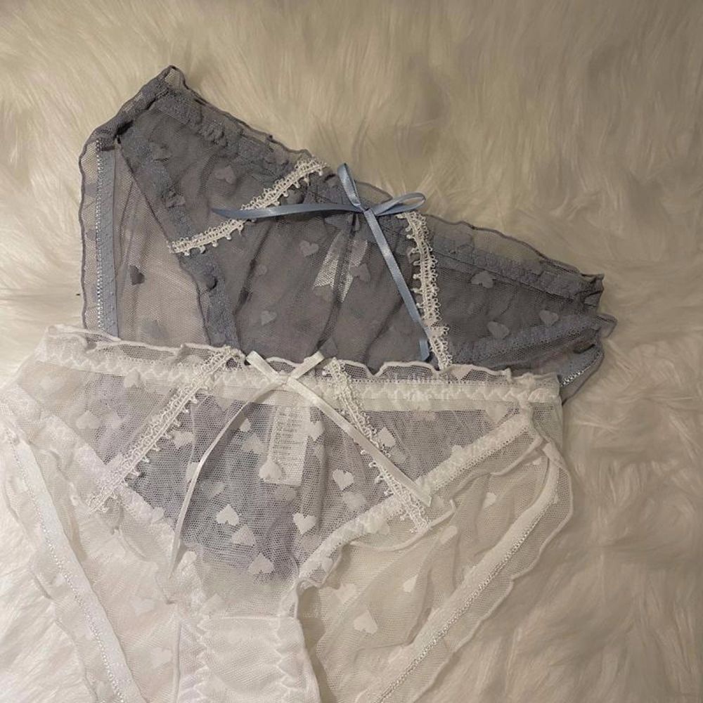 Quần Lót Phối Ren Họa Tiết Chấm Bi Thoáng Khí Thời Trang Hàn Quốc Cho Nữ