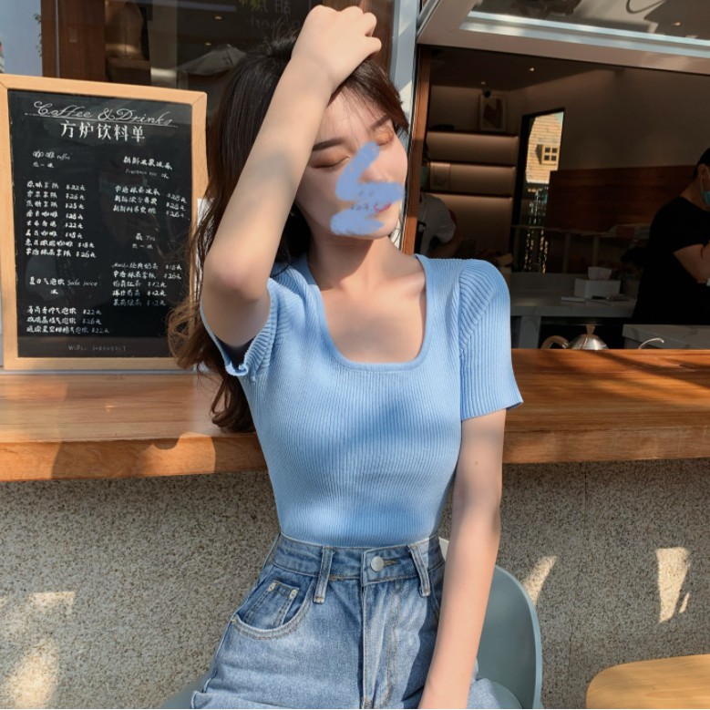 Áo Croptop Cổ Vuông Len Gân Dáng Ôm