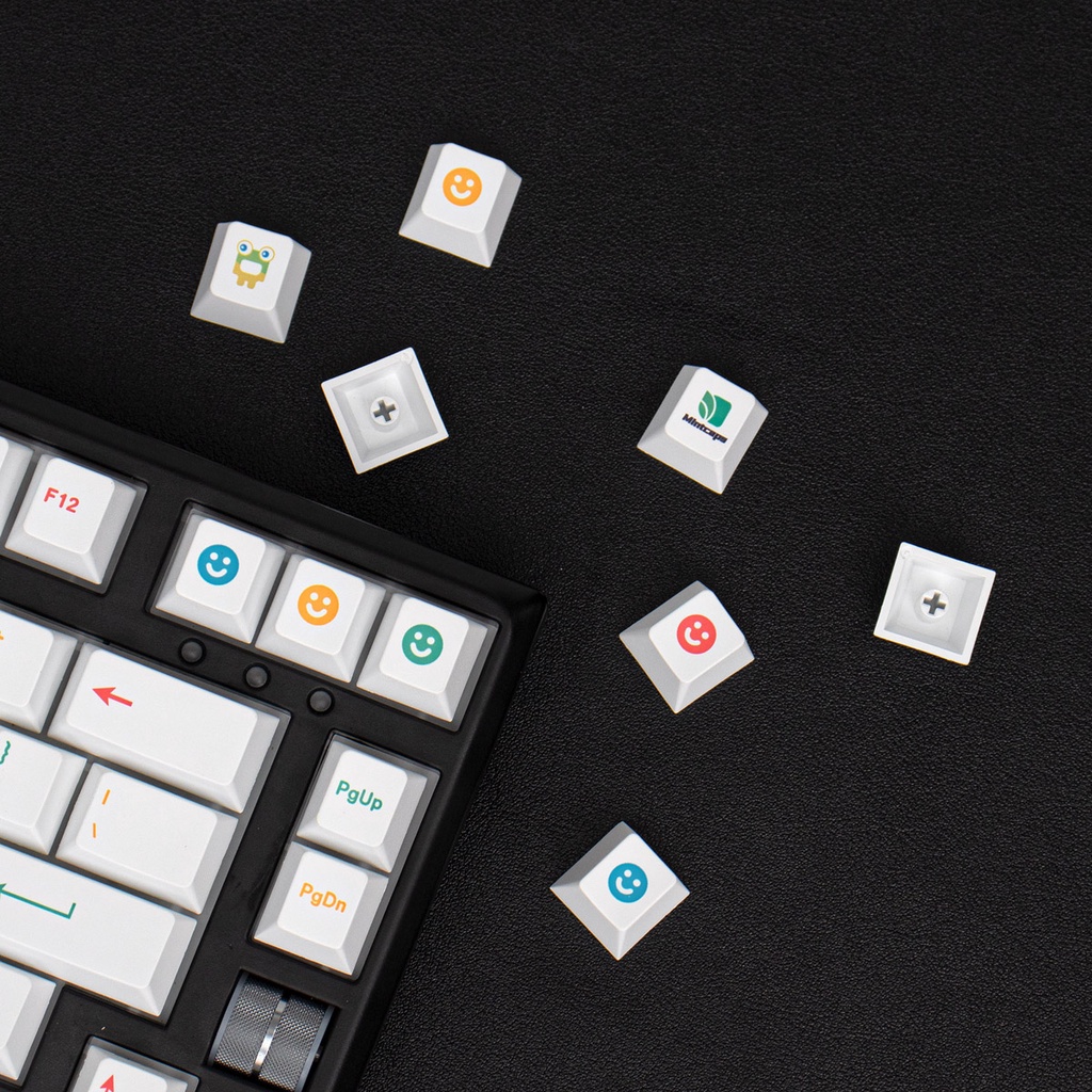 Bàn Phím Cơ 140 Phím 61 / 64 / 68 / 75 / 84 / 87 / 96 In Chữ Tiếng Anh Độc Đáo