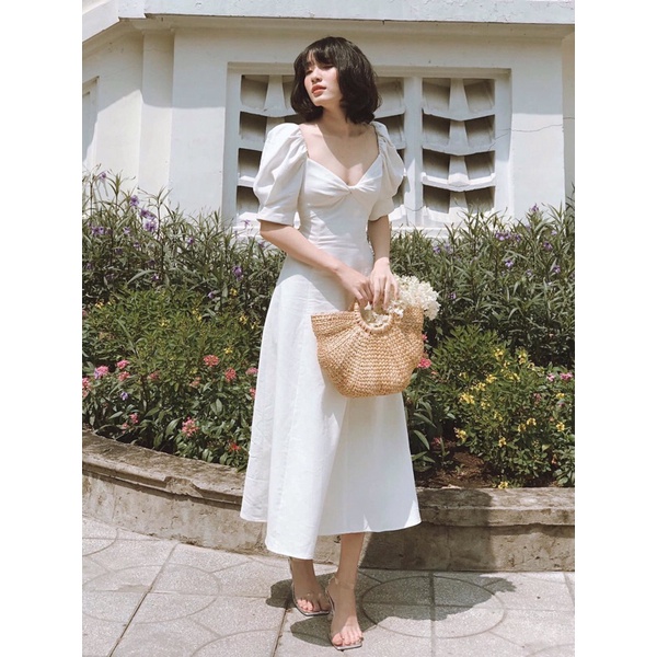 ĐẦM XOẮN NGỰC DÁNG DÀI