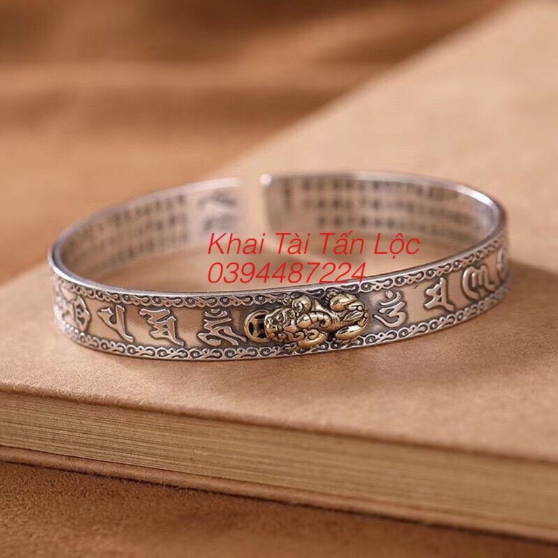Vòng tay tỳ hưu ôm mani mạ bạc thu hút tài lộc