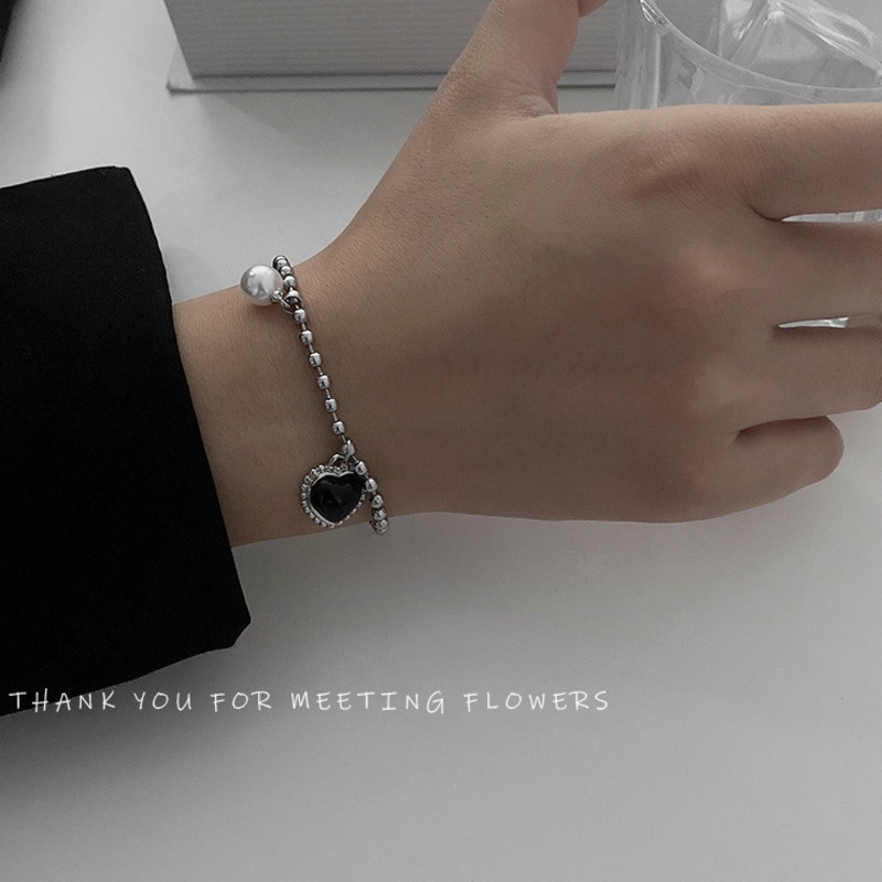 Vòng Đeo Tay Bằng Thép Titan Màu Đen Đính Ngọc Trai  191187Đồng Hồ Đeo Tay Phong Cách Hàn Quốc Cổ Điển Sang Trọng