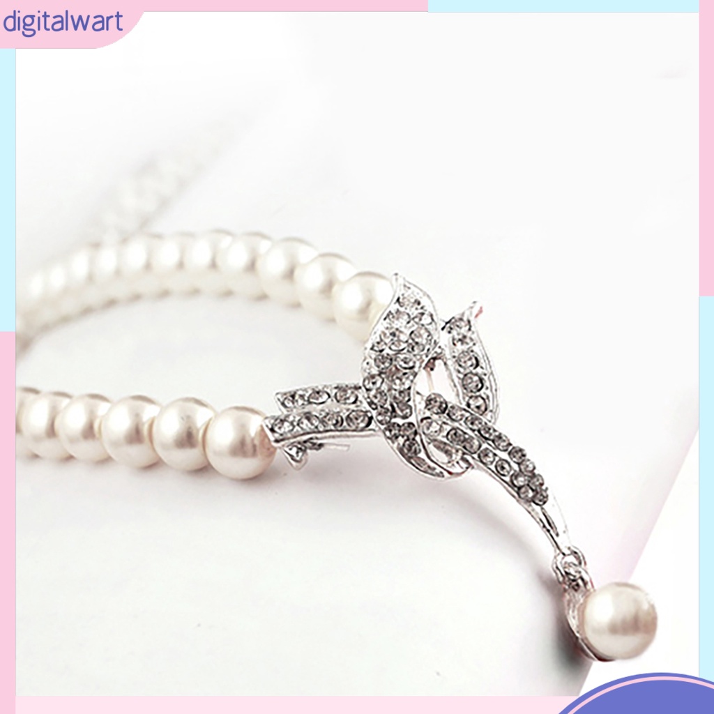 Bộ dây chuyền và khuyên tai đính ngọc trai giả sang trọng