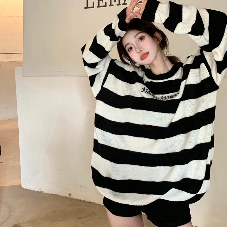 Áo Sweater Dáng Rộng Thêu Họa Tiết Sọc Xinh Xắn Dành Cho Nữ